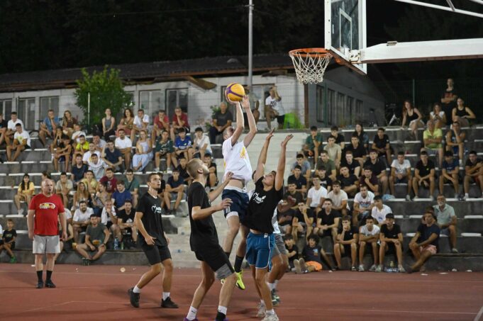 U-toku-je-tradicionalna-basket-liga-na-Studentu.jpg U toku je tradicionalna basket liga na Studentu