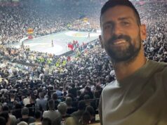 SJAJNA VEST: Novak se brzo vraća na teren! SJAJNA VEST: Novak se brzo vraća na teren!