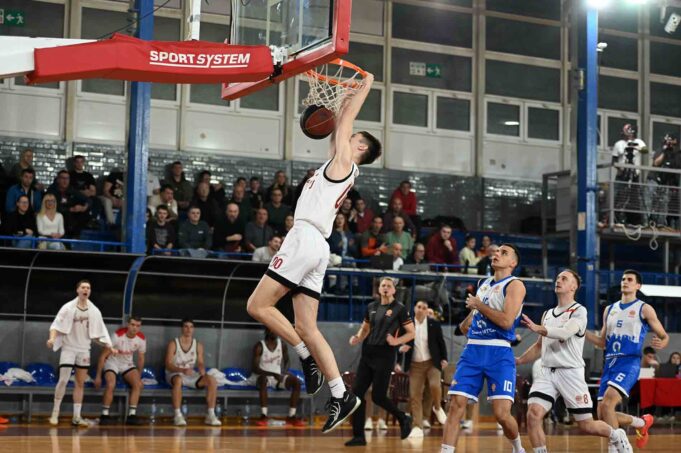 Cacani-odneli-bodove-iz-Valjeva.jpg Čačani odneli bodove iz Valjeva